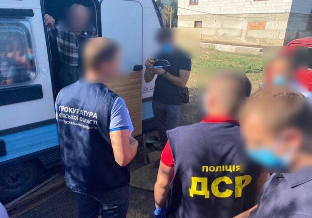 Под Одессой бандиты присвоили 18 квартир Фото: пресс-служба прокуратуры 