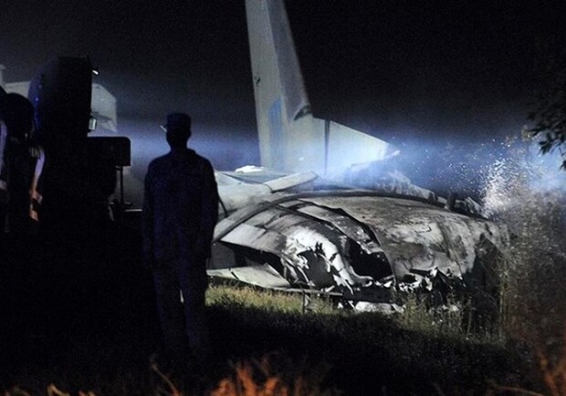 В ГБР назвали четыре версии авиакатастрофы под Харьковом. Фото: smi.today