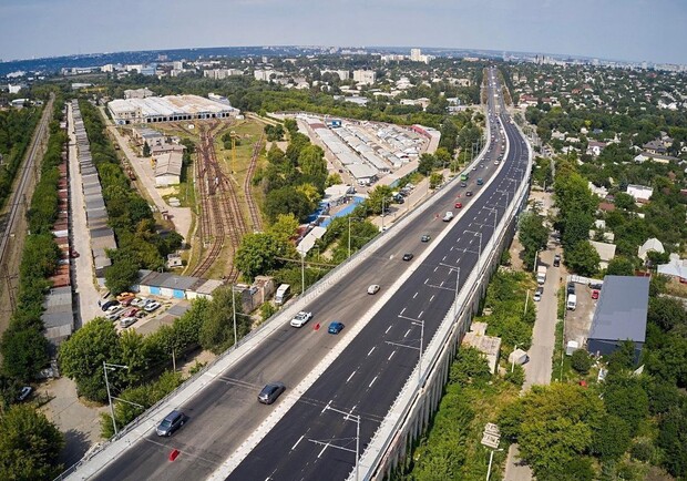 На ремонт Коммунального моста в Харькове потратят еще 10 миллионов. Фото: nash.kharkiv.ua