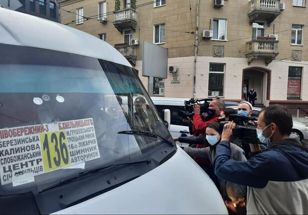 В маршрутках снова проверяют соблюдение карантина - фото: fb Михаила Тонконогого