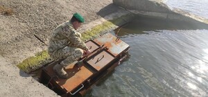 Контрабандисты с фантазией: в Одесской области нашли самодельную субмарину