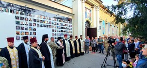 В память о погибших воинах: у одесского храма открыли стену памяти