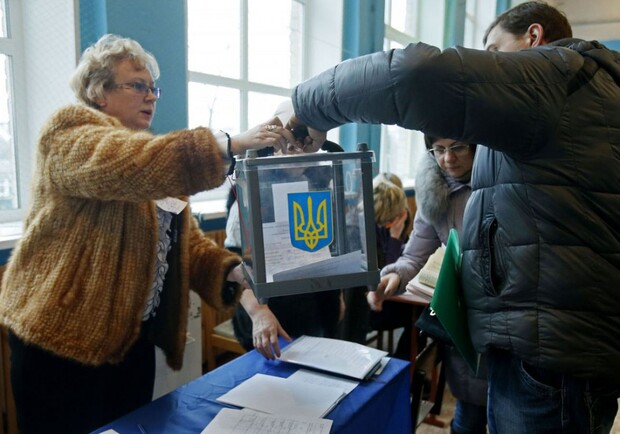 Что запрещено на избирательных участках в Харькове. Фото: vybory.rbc.ua