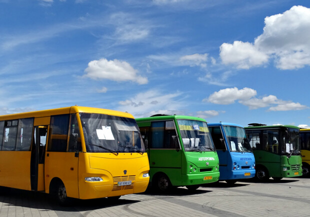 В Песочине пустили бесплатный автобус. Фото: konkurent.ua