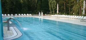 В яких саме: у двох львівських школах з'являться відкриті басейни