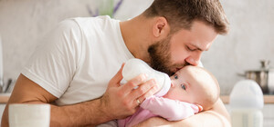 Папа в декрете: Верховная Рада разрешила мужчинам брать отпуск по уходу за ребенком наравне с женщинами