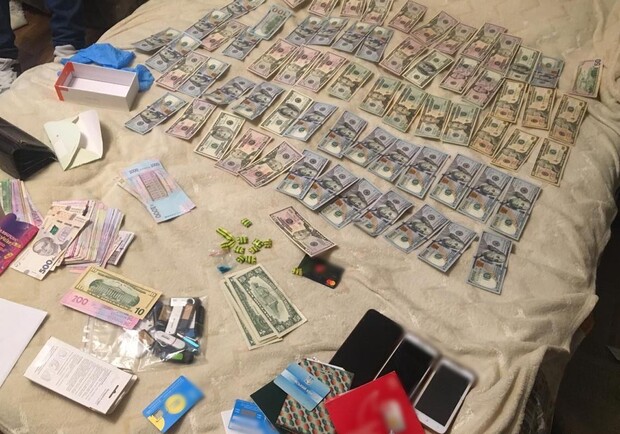 В Харькове поймали банду наркоторговцев. Фото: полиция Харьковской области