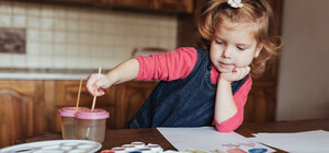 Подарят игрушки: в Днепре объявили конкурс рисунков