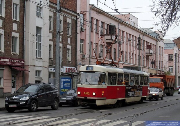 Не мерзни на остановке : трамваи № 5 и 6 не будут "ходить" до лета - фото