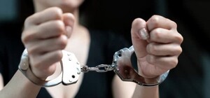 Присвоила 30 тысяч гривен: под Харьковом почтальон забирала себе пенсии и субсидии