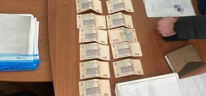 Задержали на третьем «транше»: в Харькове один из руководителей земельного кадастра попался на взятке