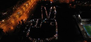 На 40 дней: в Харькове провели флешмоб в память о Кернесе