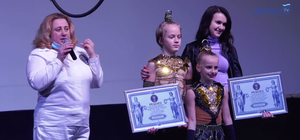 В висе на волосах: в Днепре 12-летний гимнаст из Запорожья установил уникальный рекорд