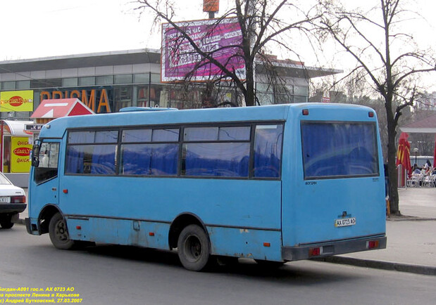 Маршрутка №303 в Харькове изменит график движения. Фото: Харьков транспортный
