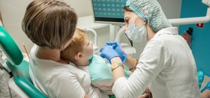 СТОМАТОЛОГІЯ УВІ СНІ: ДІТИ ТА СЕДАЦІЯ?