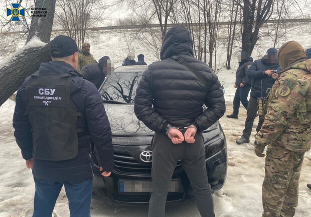 СБУ задержала группировку вымогателей, которые запугивали жителей Харьковской области. Фото: ssu.gov.ua