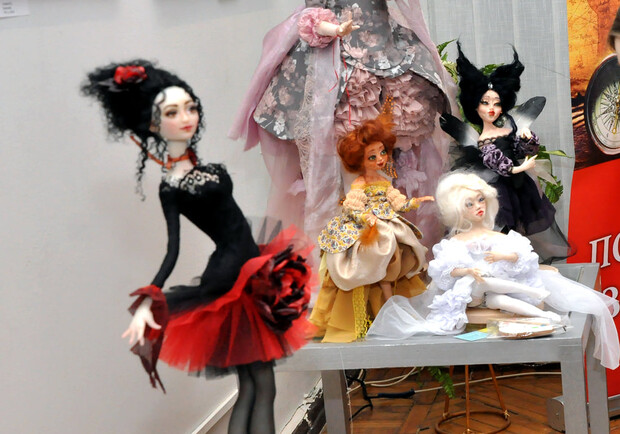 Выставка "Кукла как искусство. История и современность" - фото