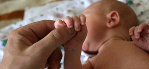 До чего дошел прогресс: киевский врач пытался принять роды по Skype