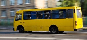 Паливо дешевшає: львів'яни вимагають зменшити вартість проїзду в міських автобусах