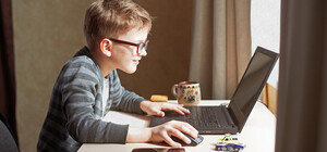 Одесских школьников скоро отправят на 