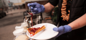 Блины, фотозоны и рекорд Украины: где отметить Масленицу в Днепре