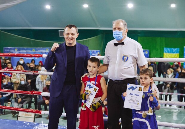 Депутаты ОПЗЖ в Харькове поддержали боксерский турнир