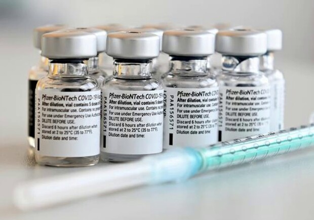 Главный санврач рассказал, когда Украина получит вакцину Pfizer от коронавируса. Фото: slovoidilo.ua