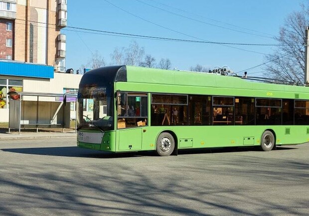 Троллейбусы с автонмным ходом: в Пятихатки запустили новый троллейбусный маршрут - фото