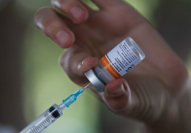 Харьков получил 2 500 доз китайской вакцины от коронавируса CoronaVac. Фото: nzl.theukrainians.org