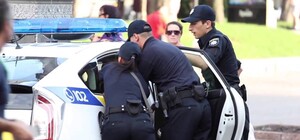 Жену затащили в машину, мужа избили: в Харькове полицейских обвиняют в превышении полномочий