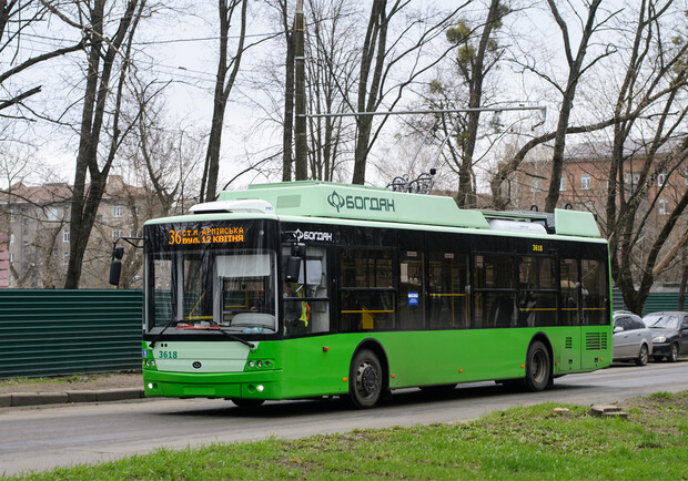 В Харьков прибыли четыре новых троллейбуса. Фото: busplant.bogdan.ua/