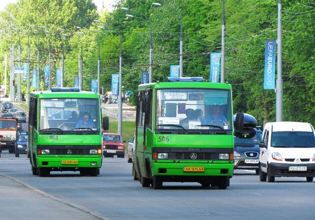 В Харькове троллейбус №50 и восемь автобусов изменят маршруты