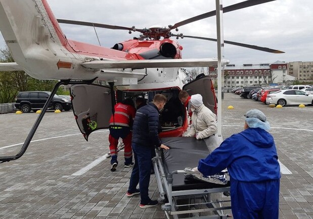 В Харьковской области появится вертолет для перевозки тяжелобольных и трансплантологии. Фото: dsns.gov.ua