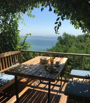 Подальше от посторонних: 8 ресторанов Одессы с беседками