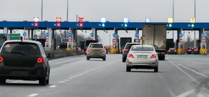Где будут платные дороги: за проезд по трассе Харьков — Днепр — Запорожье начнут брать деньги