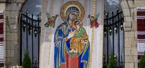 За здоров'я і мир: львів'ян кличуть помолитися перед іконою Матері Божої Неустанної Помочі