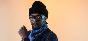 Внезапно: Джеймс Адамс из The Black Eyed Peas прогулялся по Киеву