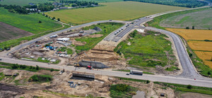 Под Днепром строят объездную дорогу: на каком этапе работы