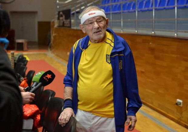  Бери пример: 97-летний теннисист из Харькова попал в Книгу рекордов Гиннесса - фото