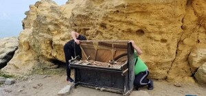 Без пианино на побережье: в Отраде уничтожили известную фотолокацию