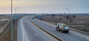 Из-за жары: в Днепропетровской области запретили ездить фурам