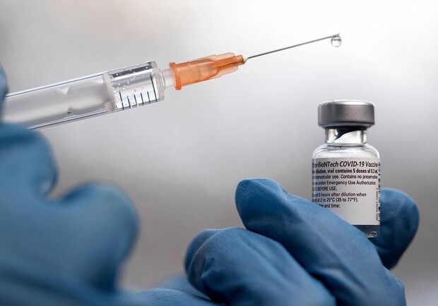 В одном из центров вакцинации в Харькове закончилась вакцина Pfizer. Фото: dp.gov.ua