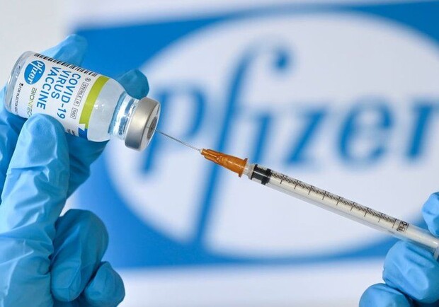 В Харьков привезли партию вакцины Pfizer. Фото: qha.com.ua