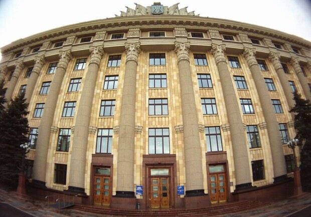 В Харькове задержали замглавы облсовета по подозрению в получении взятки. Фото: zn.ua
