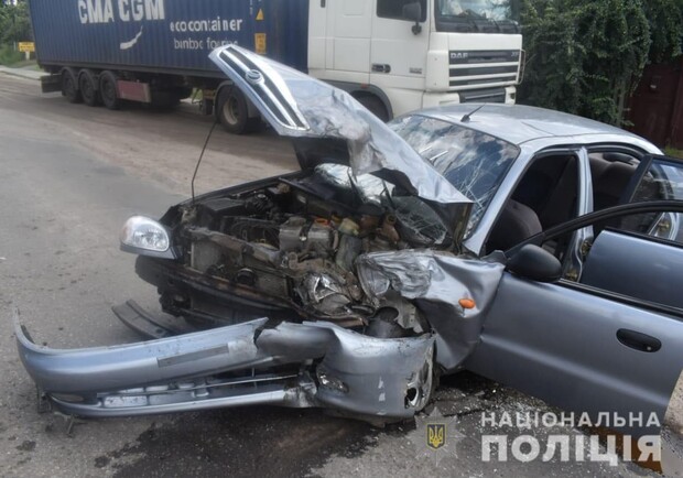 В полиции назвали причину лобового столкновения автомобилей под Харьковом. Фото: полиция Харьковской области