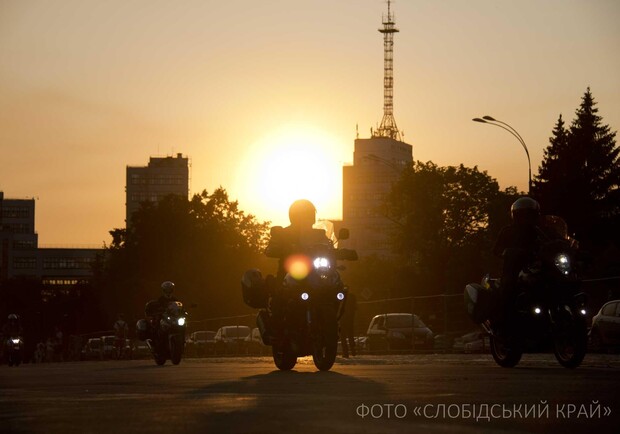 В Харькове прошел мотопробег единства. Фото: slk.kh.ua