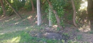 В центре Полтавы текут нечистоты: власти не могут найти хозяина люков