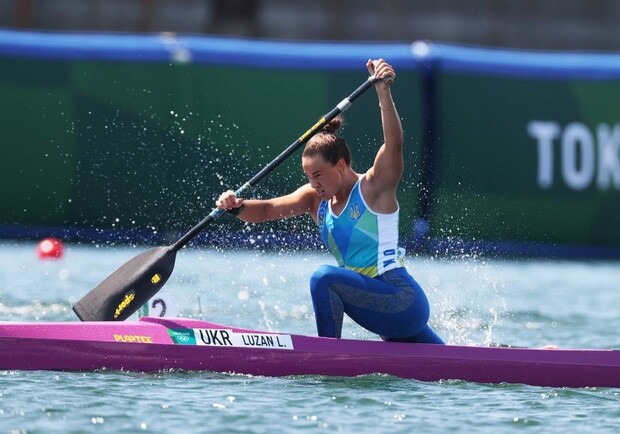 Украинка ​Людмила Лузан финишировала третьей в гребле на каноэ на Олимпиаде. Фото: rbc.ua