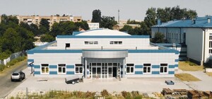 Откроют к празднику: под Полтавой достроили бассейн