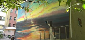 Загляденье: во дворике на Черемушках появился новый мурал